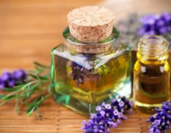 Αρωμάτισε όλο το σπίτι σου με ελάχιστες σταγόνες άρωμα