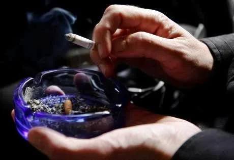 H συνήθεια που είναι χειρότερη από το κάπνισμα