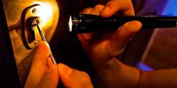 Οι διαρρήκτες δεν κάνουν διακοπές το Πάσχα- Πως να προστατευτείτε