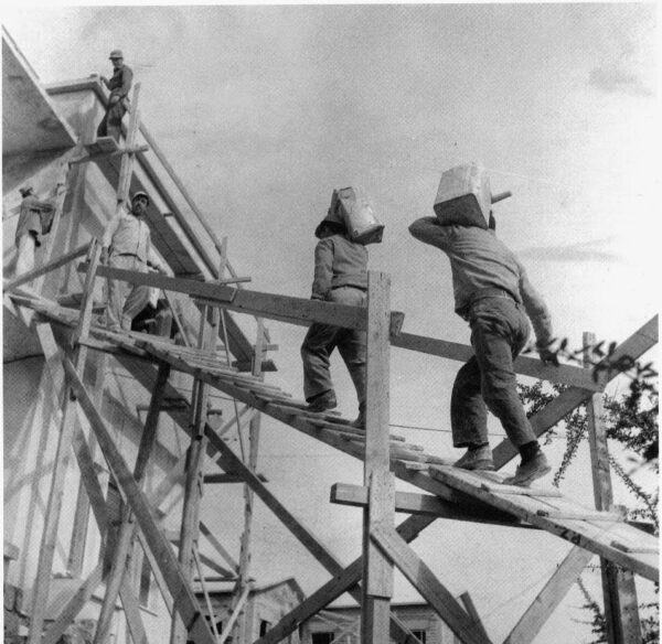 Ο οικοδόμος με τα 8 παιδιά: Η δύναμη της πίστης