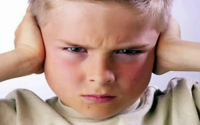 Το παιδί μου έχει τικ. Τι να κάνω;