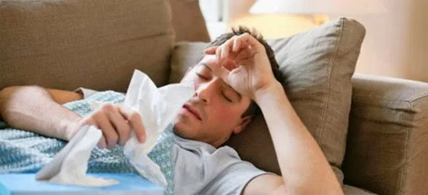 Τι πρέπει να προσέχουμε για να μην “κολλήσουμε” γρίπη