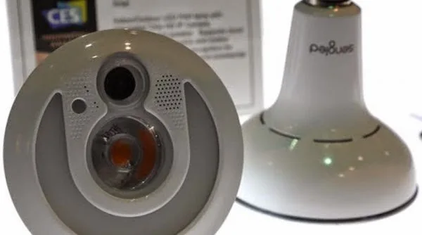 Εξυπνη λάμπα βλέπει τους διαρρήκτες και τους βιντεοσκοπεί (ΒΙΝΤΕΟ)