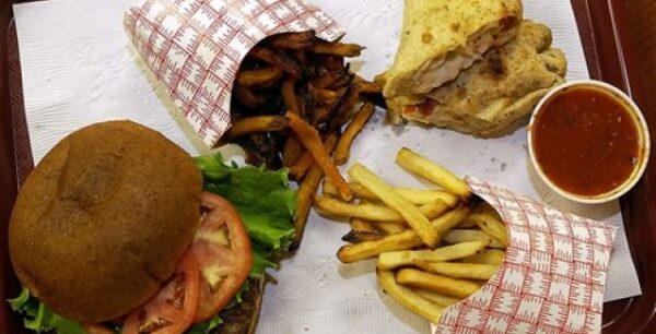 Επικίνδυνα χημικά περιέχει το αίμα όσων τρώνε πρόχειρο φαγητό