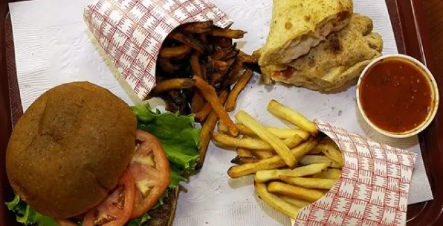 Επικίνδυνα χημικά περιέχει το αίμα όσων τρώνε πρόχειρο φαγητό