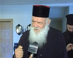 Ο Αρχιεπίσκοπος απαντά στον Υπ. Παιδείας για τα θρησκευτικά και τους «τζιχαντιστές» Μητροπολίτες