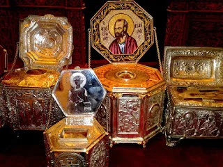 Τα ιερά λείψανα στην Ορθοδοξία μας και στον Παπισμό