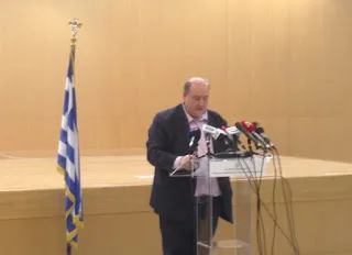 07-11-16: Η ομιλία του απερχόμενου υπουργού παιδείας Νίκου Φίλη στην τελετή παράδοσης-παραλαβής του ΥΠ.Π.Ε.Θ.