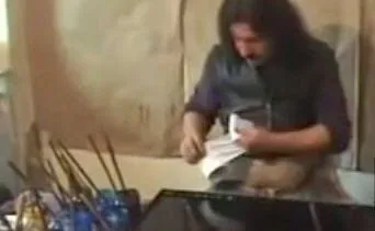 Ζωγραφική πάνω σε νερό… Δείτε το βίντεο και θα πάθετε !