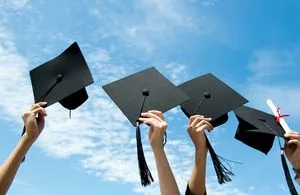 Ισοδύναμα των ΑΕΙ τα πτυχία κολεγίων με πιστοποίηση από διεθνείς οργανισμούς