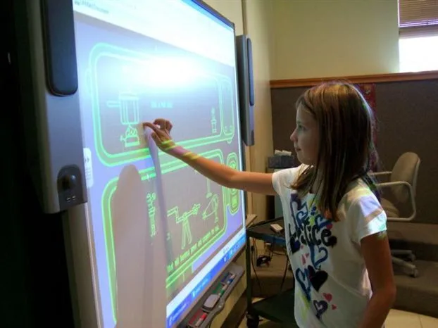 Τα ελληνικά σχολεία γίνονται ψηφιακά