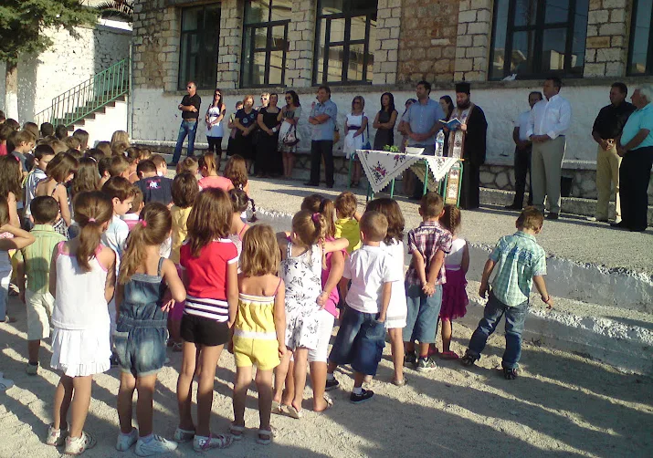 40.000-50.000 μαθητές στις αυλές και όχι στις αίθουσες