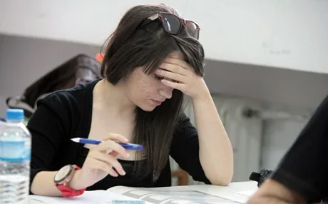 Ξενόγλωσσες φιλολογίες: Συνωστισμός για τα τμήματα Αγγλικής Φιλολογίας