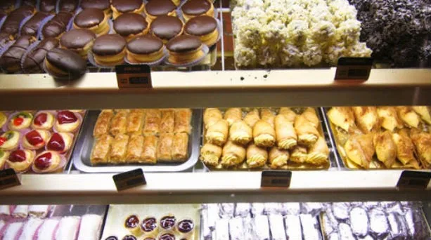 Διατροφή : H ώρα που αν φας γλυκό αδυνατίζεις