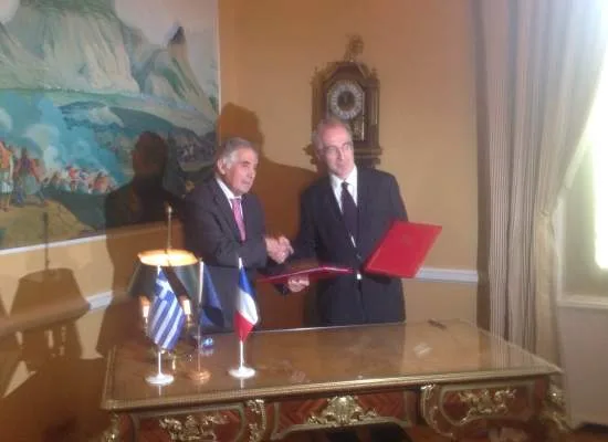 Ελληνογαλλική   εκπαιδευτική   συνεργασία  σε  σχολεία  πρωτοβάθμιας και δευτεροβάθμιας