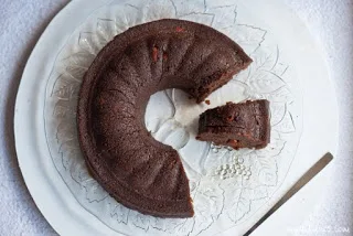 Εύκολος χαλβάς με κακάο, έτοιμος σε 15 λεπτά!