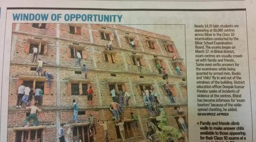 Απίστευτο βίντεο: Γονείς «Σπάιντερμαν» δίνουν σκονάκια στα παιδιά τους από τα παράθυρα!