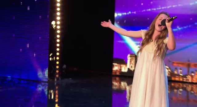 Οι κριτές δεν πίστευαν ότι αυτή η 12χρονη μπορεί να τραγουδήσει Whitney Houston. Όταν άνοιξε το στόμα της; Έχασαν τα λόγια τους!