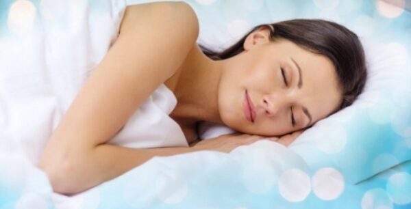 Δείτε πόσο κινδυνεύετε από γρίπη, κρυολόγημα ή πνευμονία ανάλογα με τις ώρες που κοιμάστε