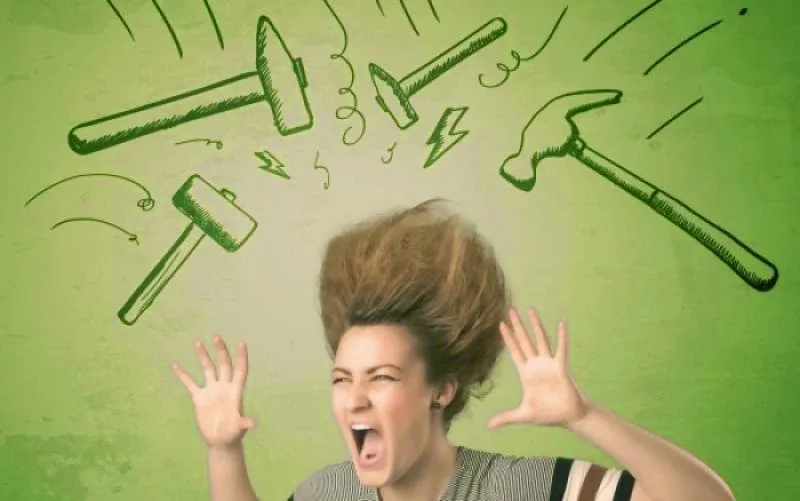 Δείτε τι μπορεί να σας προκαλέσουν οι συχνές ημικρανίες