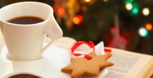 Γιορτινός «καφές για φροντιστές» και παζάρι βιβλίου από τον «Νέστωρ»