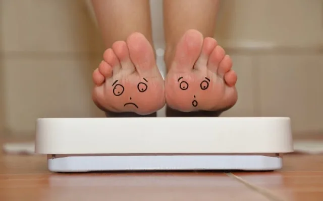 Δέκα ΑΣΧΕΤΟΙ λόγοι που δεν χάνετε βάρος ενώ κάνετε δίαιτα!