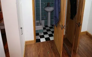 Νοίκιασε μια μικρή γκαρσονιέρα και βρήκε ένα τεράστιο σπίτι κάτω από τα πόδια του!