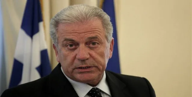 Δ. Αβραμόπουλος: «Παραμένουν 60.000 εγκλωβισμένοι πρόσφυγες στην Ελλάδα»