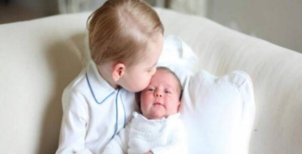 Οι επιπτώσεις στην “εξυπνάδα” που έχει η σειρά γέννησης στα αδέλφια – Τι έδειξαν πανεπιστημιακές έρευνες