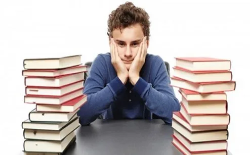 Δε συγκεντρώνεται στο διάβασμα-Πώς μπορείτε να βοηθήσετε.