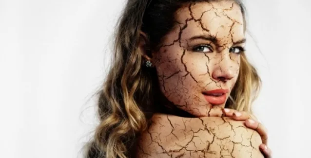 Τέσσερα σημάδια ότι το σώμα σου είναι επικίνδυνα αφυδατωμένο