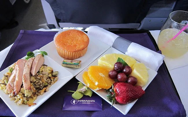 Γιατί είναι τόσο άνοστο το φαγητό στις πτήσεις;