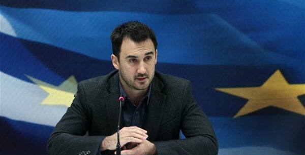 Χαρίτσης: Άμεσα 4.500 προσλήψεις μόνιμου προσωπικού στην ειδική αγωγή και 15.000 στην τριετία