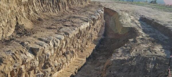 Καθηγητής ΑΠΘ: Ο Τύμβος Καστά στην Αμφίπολη “δείχνει” στους Δελφούς