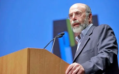 Διαψεύδει ο Αντώνης Λιάκος τα περί δηλώσεων του για το ψηφιακό απολυτήριο