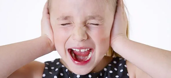 ΑΠΙΣΤΕΥΤΟ – Πόσο κακό κάνει η αρνητική κριτική στα παιδιά μας;