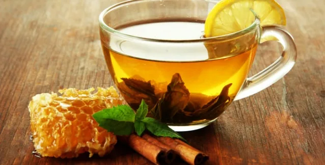 Το τσάι είναι καλύτερο από τον καφέ για 8 λόγους