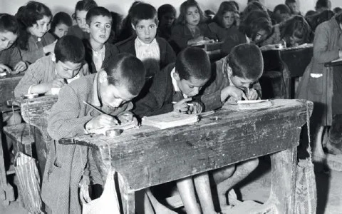 Πίσω στα παλιά: Πώς ήταν το σχολείο το ’40