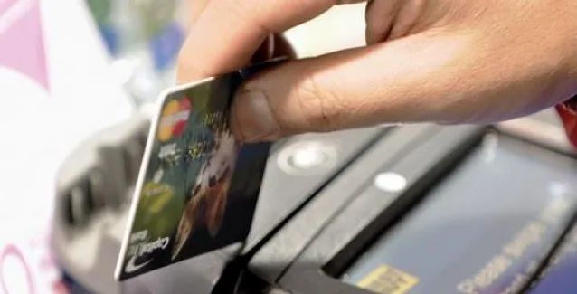 Εμμεσο αφορολόγητο με χρήση καρτών για δαπάνες έως και 18,75% του ετήσιου εισοδήματος