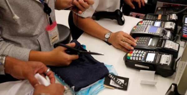 «Εκρηξη» έκδοσης καρτών το α' εξάμηνο του 2016