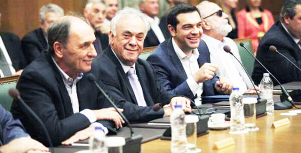 Αποθηκάριοι χωρίς αποθήκες: Μονιμοποιεί ότι βρει η κυβέρνηση για να κερδίσει ψήφους