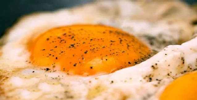 Χοληστερίνη: Μέχρι πόσα αυγά μπορείτε να τρώτε κάθε εβδομάδα