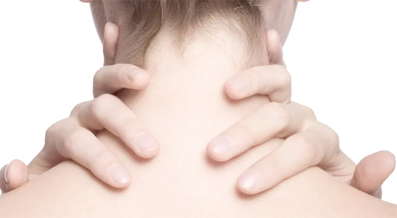 Πως καταπολεμάμε τον πόνο στον αυχένα;