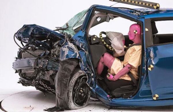 Αυτά τα μοντέλα αυτοκινήτων “ήταν τα χειρότερα ” στα crash test