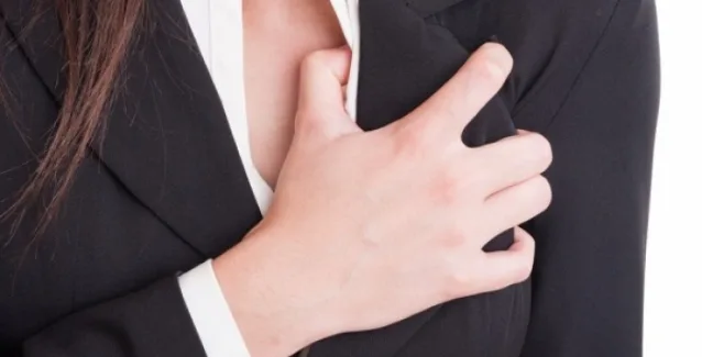 Καθιστική ζωή: Πόσο αυξάνει τον κίνδυνο για καρδιακή προσβολή