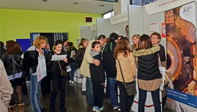 Μαγνήτης για χιλιάδες Ελληνες η έκθεση «Σπουδάζω στη Γαλλία»
