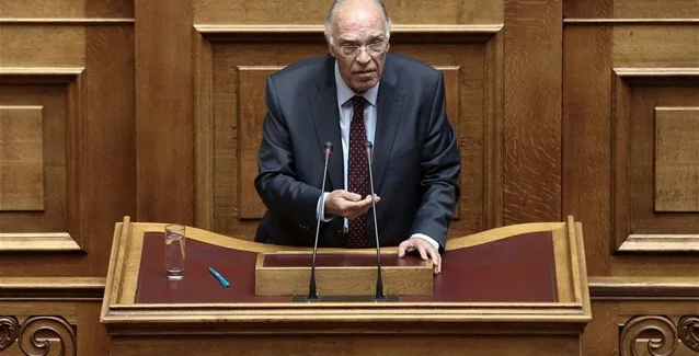 Β. Λεβέντης: Δεν μπορεί υπουργοί να αμφισβητούν την πορεία της χώρας