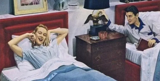 Ωφέλιμο να κοιμάται το ζευγάρι χώρια σύμφωνα με έρευνα