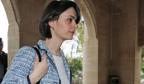 Συνάντηση Τσακαλώτου – Βελκουλέσκου για την έκθεση του ΔΝΤ