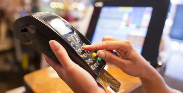 Ποιοι επαγγελματίες θα πρέπει να έχουν υποχρεωτικά POS;